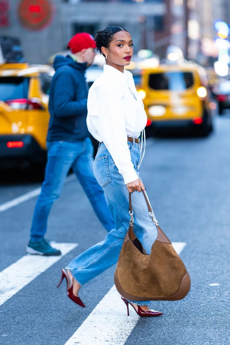 Yara Shahidi, Purse Collection, Street Style Fall, Rainbow Bag, Megan Thee Stallion, Style Fall, Bag Collection, Charli Xcx, Work Fashion