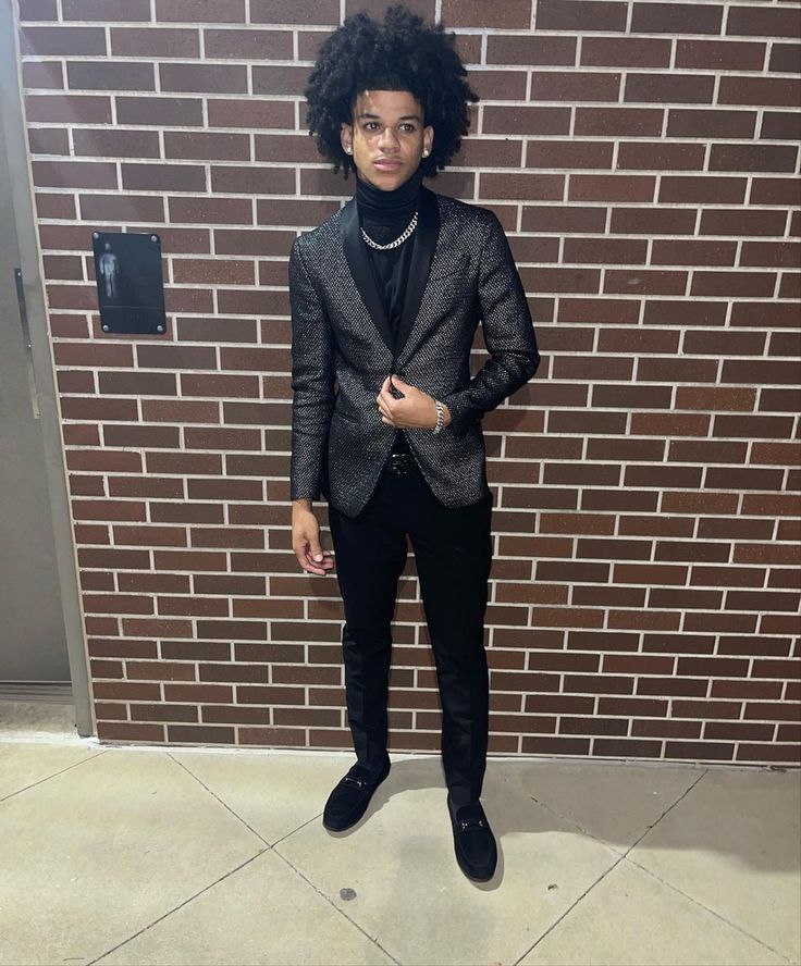 Stylish Prom Outfits Men, Sweet 16 Court Outfits Boys, Turtle Neck Hoco Outfit Men, Turtleneck Prom Suit, Homecoming Fits Men, Winter Formal Outfits Men High School, Turtle Neck Prom Outfit Men, Black Prom Outfit Men, Black Hoco Outfits For Guys