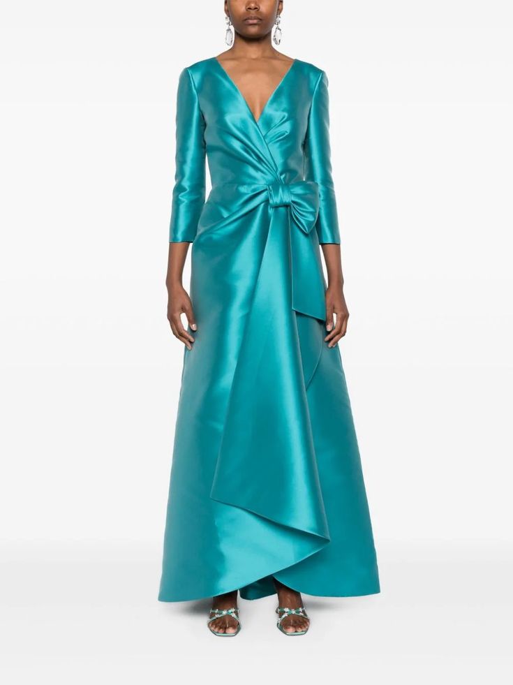 Alberta Ferretti bow-detail Maxi Dress - Farfetch Formal Long Sleeve Pre-draped Maxi Dress, Formal Pre-draped A-line Maxi Dress, Spring Gala Maxi Dress With Folds, Chic Bow Floor-length Evening Dress, Chic Floor-length Evening Dress With Bow, Long Sleeve Evening Dress With Pleated Bodice For Cocktail, Formal A-line Dress With Satin Bow, Formal A-line Dress With Folds, Long Sleeve Cocktail Evening Dress With Pleated Bodice