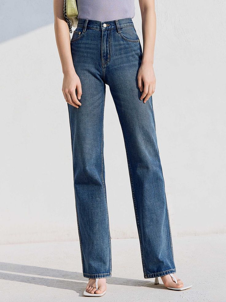 MO&Co. Women's High Rise Straight Leg Jeans Loose Cowboys Blue Jeans For Woman High Waisted Jeans Straight, Straight Lwg Jeans, Straight Jeans Women Outfit, Straight Slim Jeans, Jeans For Winter For Women, Straight High Rise Jeans, Straight Pants Jeans, Wide Leg Straight Jeans, Straight Leg Denim Jeans