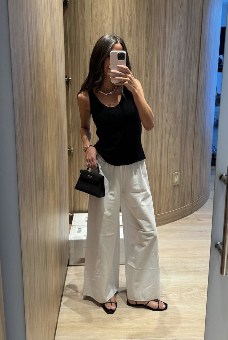 Linen Pants Style, Pant Outfits, Linen Pants Outfit, Summer Fashion Accessories, Style Wide Leg Pants, Cute Summer Outfit, Summer Attire, Warm Weather Outfits, Pants Style