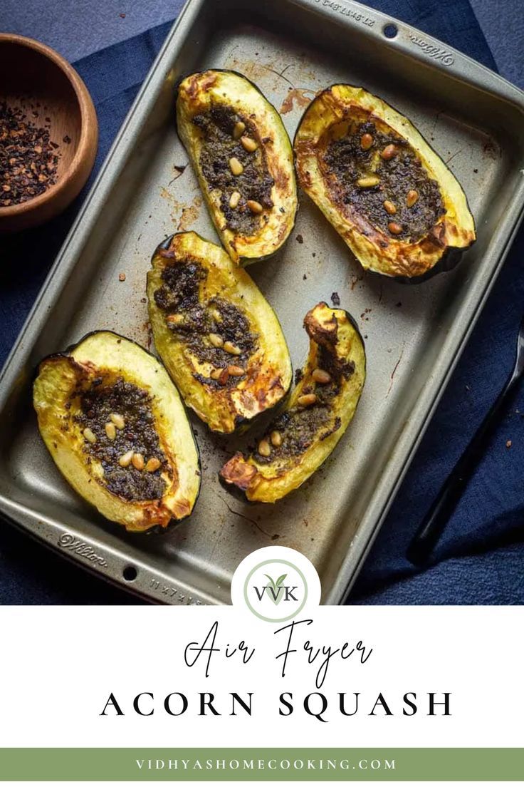 Roasted Acorn Squash with Pesto. Air Fryer Acorn Squash, Acorn Squash Roasted, Squash Roasted, Amazing Vegetarian Recipes, Roasted Acorn Squash, Acorn Squash Recipes, Chipotle Chili, Easy Vegan Dinner, Vegan Side Dishes