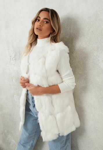 Faux Fur Vest Outfit Winter, Faux Fur Vests Outfits, Fur Vest Outfit, White Vest Outfit, Fur Vest Outfits, White Fur Vest, Bubble Vest, Winter Tops For Women, White Faux Fur Vest