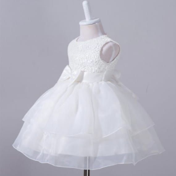 A beautiful white formal occasion dress for your baby girl. Ideal for Christenings, weddings and parties. Baby Christening Dress, Formal Occasion Dress, Girl Tutu, Lace Formal Dress, Christening Dress, Dress Princess, Baby Christening