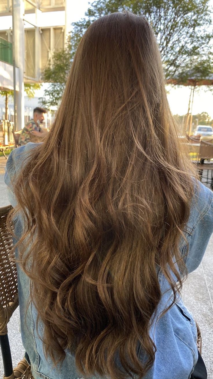 Waist Length Brunette Hair, Brown Wavy Hair, Summer Magic, Brown Hair Inspo, Long Healthy Hair, Hair Photography, Long Brown Hair, Super Long Hair, Hair Stylist Life