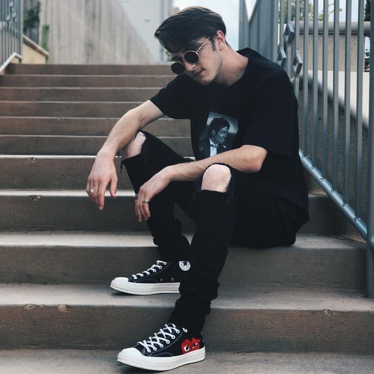 Converse Cdg Outfit, Ootd Item, Converse Men Outfit, Cdg Converse Outfit Men, Cdg Outfit, Cdg Converse Outfit, Stylish Sneakers Outfit, Sneakers Outfit Men, Black Outfit Men