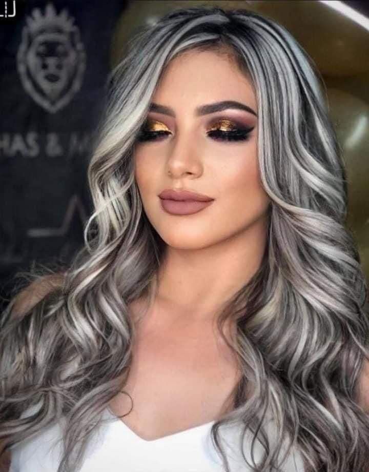 Silver White Hair, Dark Ombre, Summer Hair Highlights For Brunettes, Highlights Ombre, Grey Hair Inspiration, Highlights For Brunettes, Color Balayage, Summer Hair Highlights, Summer Balayage