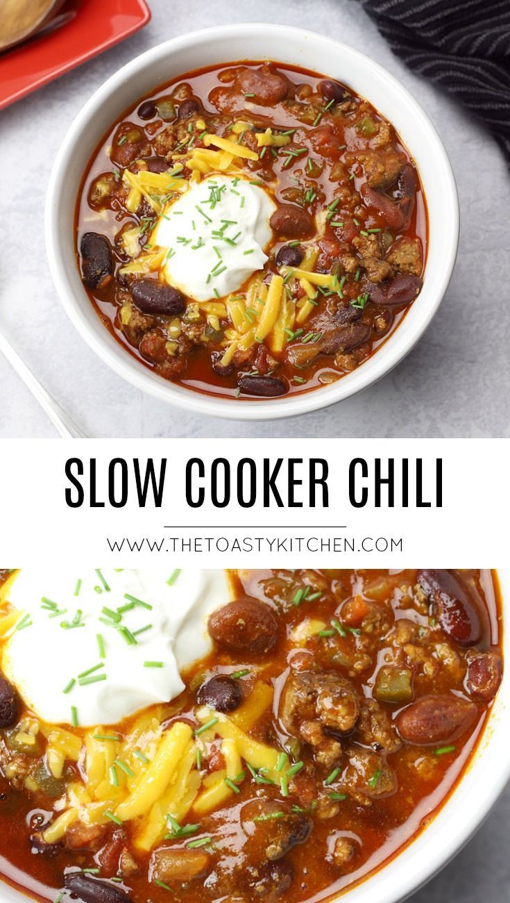 two bowls of slow cooker chili with sour cream on top and the same bowl in front