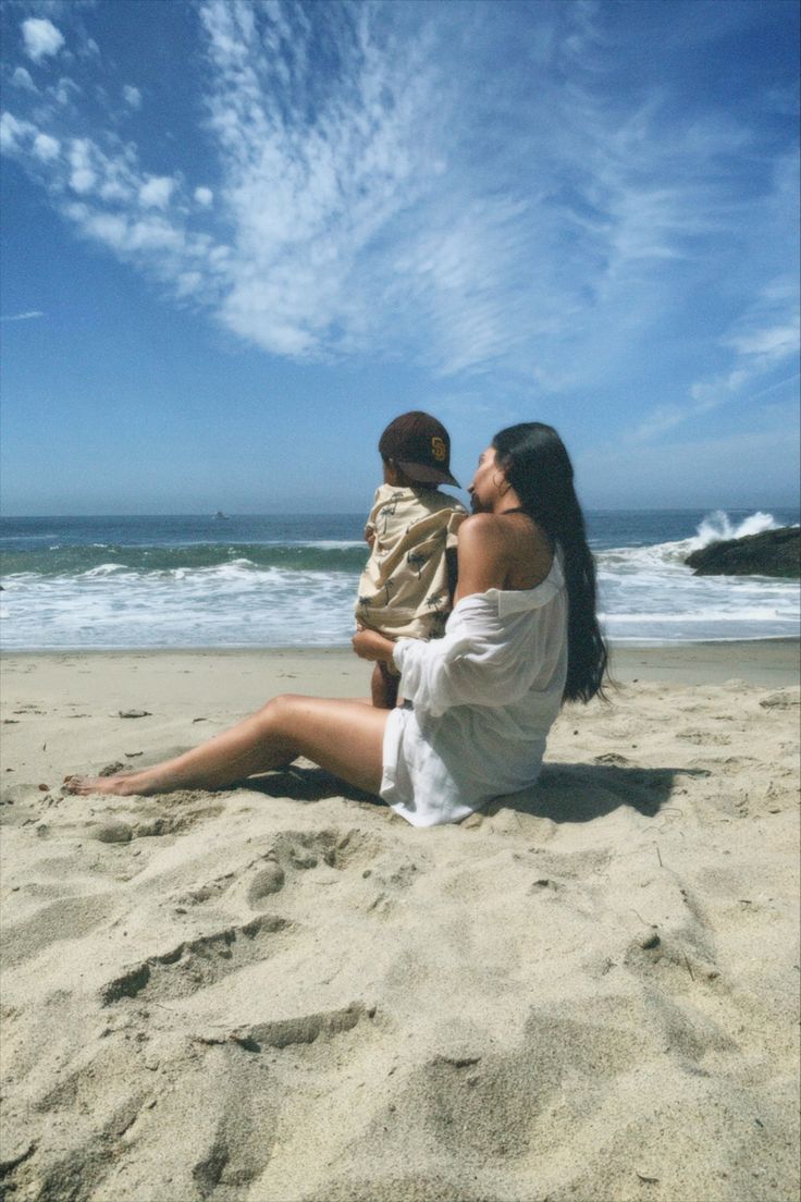 Beach trip | summervibes | baby at the beach | beach baby | beach waves | cute baby| photo of the day | happy baby | baby clothes | baby ootd | toddler ootd | zara baby outfit | zara baby | baby fashion | boy mom | baby boy|  baby aesthetics | neutral aesthetic outfits | beige mom | baby style | motherhood | neutrals | mom and baby | mother and son | cuddles | bonding | unconditional love | mom life | summertime | baby summer activities Vision Board Baby Boy, Mom And Daughter Beach Aesthetic, Mommy And Son Vacation, Island Mom Aesthetic, Mother Son Bond Aesthetic, Boy Mom Vision Board, Mom Baby Beach Pictures, Latin Mom Aesthetic, Mom Summer Aesthetic