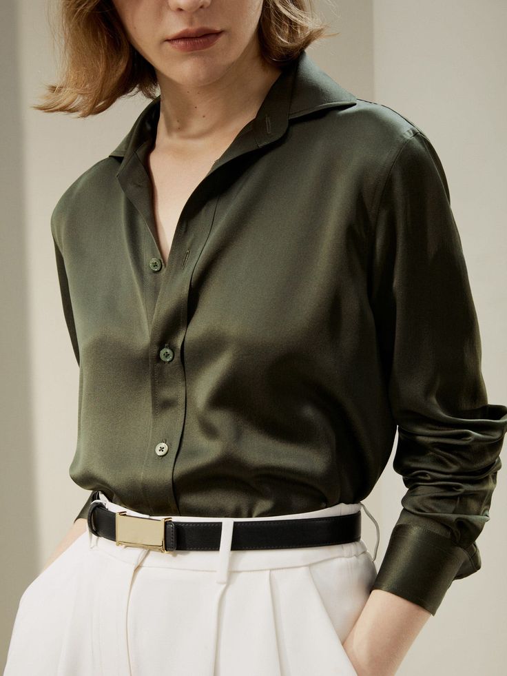 The basic long-sleeve shirt with an open placket is classic, and the proportion of the version is more slim and refined, which is suitable for the workplace that needs a more neat style. 22MM Charmeuse silk Glossy Smooth Soft Basic Shirt Collar Perfect For Work And Leisurewear Regular Fit Silk Shirt Outfit, Green Silk Shirt, Basic Long Sleeve Shirt, Olive Shirt, Chic Business Casual, Basic Long Sleeve, Basic Shirts, Jacket Brands, Formal Outfit