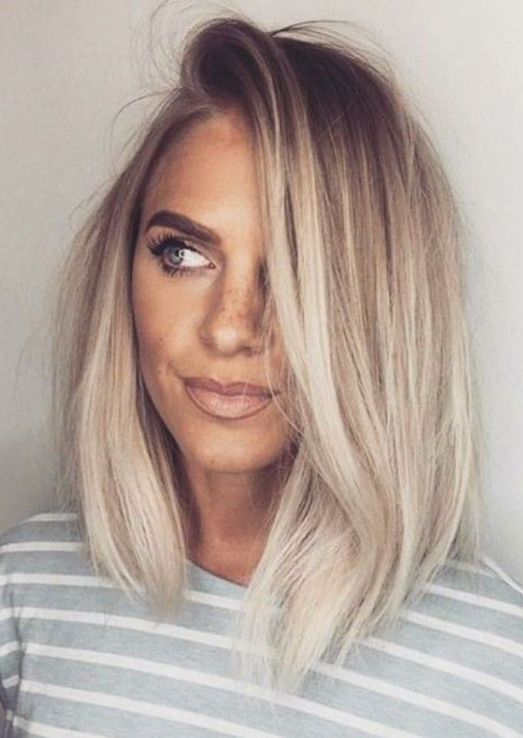 Ash blonde melt Longbob Hair, Curled Blonde Hair, Ash Blonde Hair Colour, Short Ombre Hair, Ash Blonde Balayage, Ice Blonde, Balayage Blonde, Ash Blonde Hair, Ombré Hair