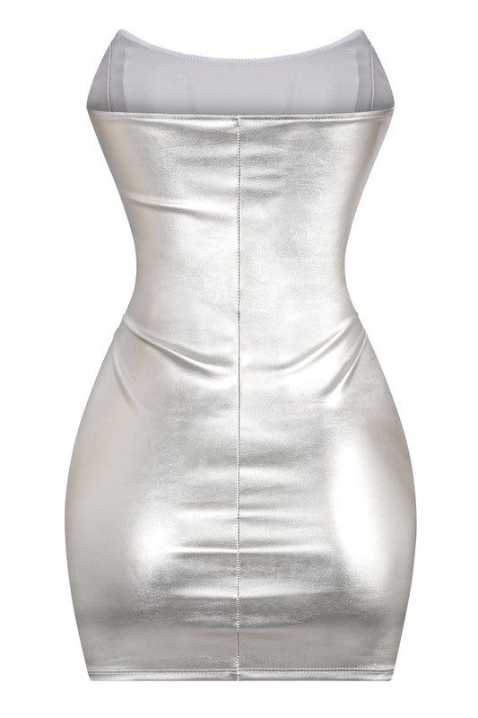 LAST CALL 📞 1 SMALL, 1 MEDIUM & 1 LARGE AVAILABLE. NO RESTOCKS *tax included Shine like the star you are in this ultra-glam silver bandeau dress. Featuring a corset-inspired top and figure-hugging fit, you'll have everyone marveling at your effortless style. Accessorize with clear-strap heels and gold accessories for a show-stopping look sure to turn heads. Go ahead, rebellious babe, you deserve it! Metallic Fitted Strapless Mini Dress, Metallic Strapless Dress For Night Out, Glamorous Metallic Strapless Mini Dress, Metallic Strapless Mini Dress For Party Season, Strapless Metallic Mini Dress For Party Season, Silver Strapless Dress For Night Out, Fitted Silver Strapless Dress, Silver Strapless Dress For Party, Silver Fitted Mini Dress For Prom