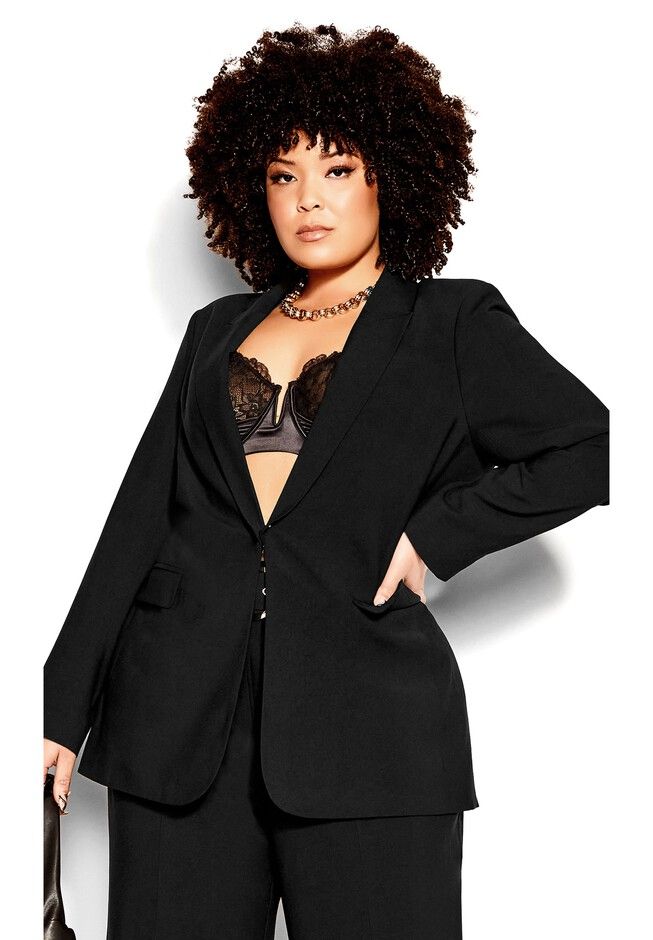 Plus Size Workwear, Chic Outerwear, Plus Size Work, Workwear Essentials, Longline Jacket, Chic Coat, Plus Size Swim, Stylish Plus, Chic Woman