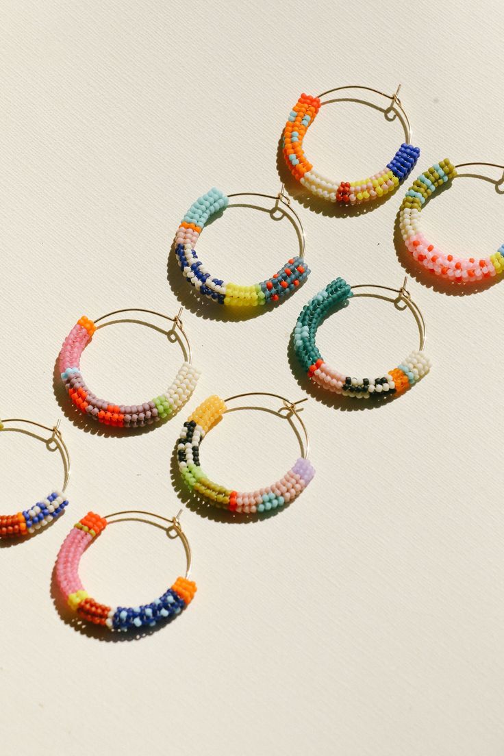 Cuerda One of a Kind Hoop Earrings Earrings Kisiwa Idee Cricut, Brick Stitch Earrings, Beaded Accessories, Beaded Hoop Earrings, Beaded Hoops, Handmade Gold, Bijoux Diy, Bead Jewellery, Diy Earrings