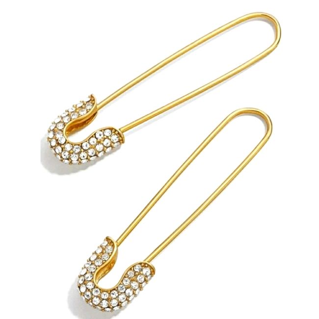 These Are Some Pretty Gold Safety Pin Earrings That Have Crystals Decorated All Around The Top. You Can Wear Them Anytime You Need To Add A Quick & Easy Earring To Coordinate With Any Style. Creative Earrings, Gothic Mode, Jewellery Bag, Pin Earrings, Safety Pin Earrings, Casual Earrings, Boho Crystal, Cuff Jewelry, Ear Cuff Earings