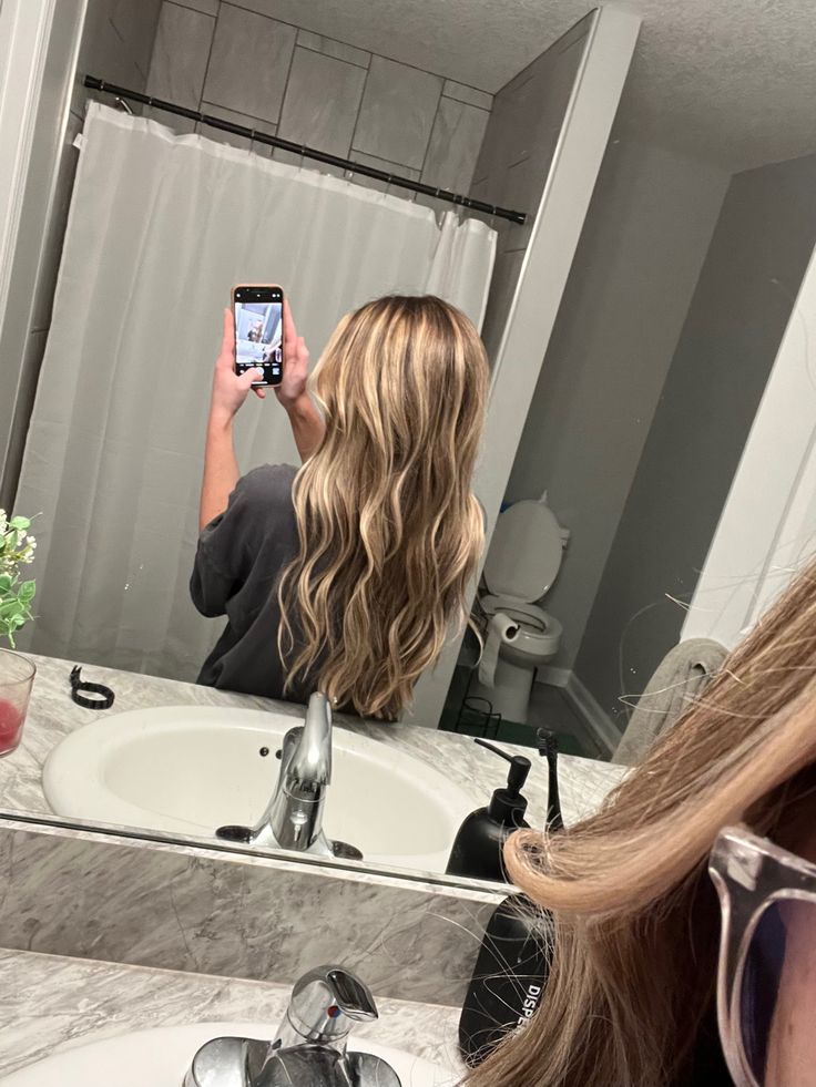 Haircuts And Color For Long Hair, Blondish Brunette Hair, Highlights Hair Ideas Blonde, Blonde In Brunette Hair, Long Blonde And Brown Hair, Latina Hair With Highlights, Blonde Balayage With Brown Underneath, Full Head Of Lowlights, Brownish Blonde Highlights