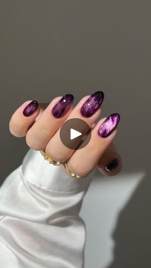 Halloween Witch Nails, Ombre Nails Almond, Almond Nails Simple, Purple Marble Nails, Blooming Gel, Emerald Nails, Witch Nails, Witchy Nails, Velvet Nails