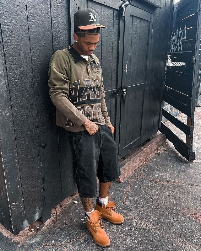 Timberland Outfit, Streetwear Fashion Baggy, Fashion Baggy, Fit Pics, Streetwear Inspo, Black Men Fashion Swag, Black Men Street Fashion, Men Street Fashion, Street Style Outfits Men