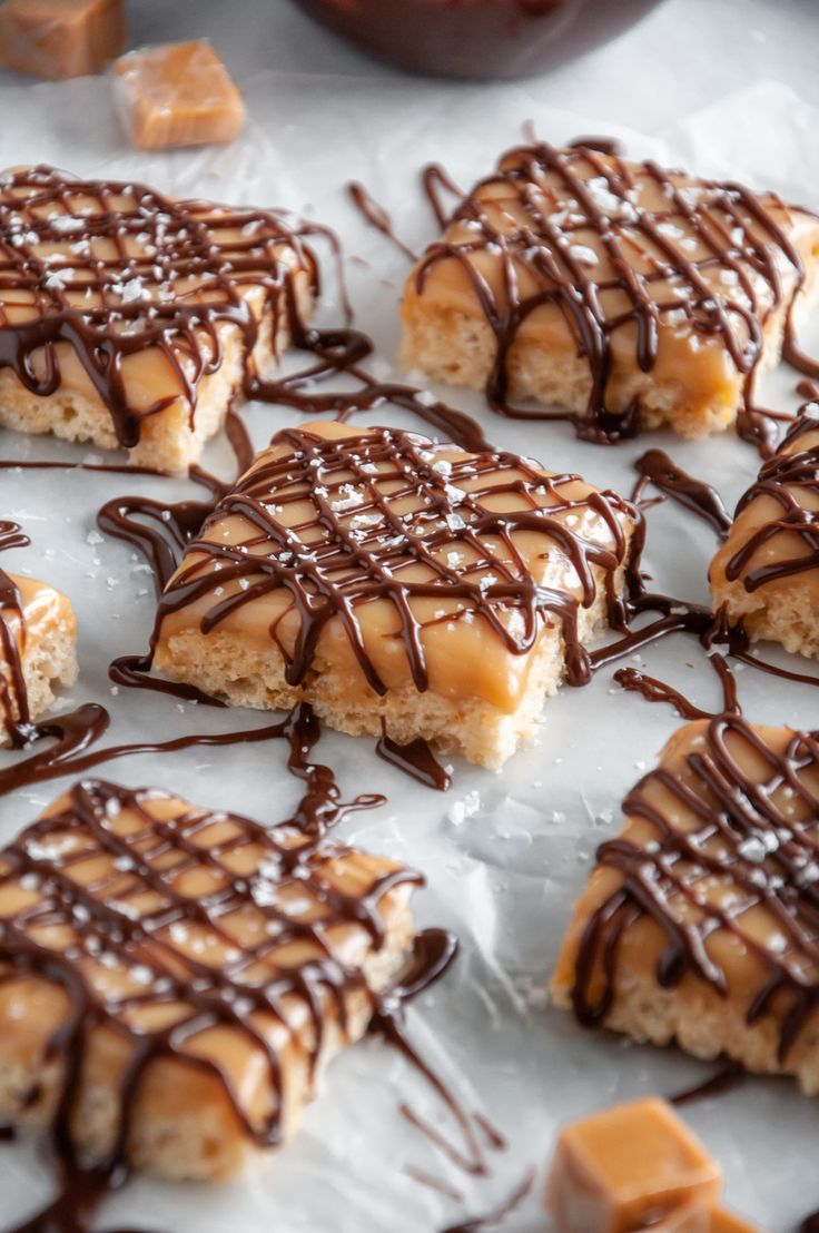 chocolate drizzled on top of peanut butter squares