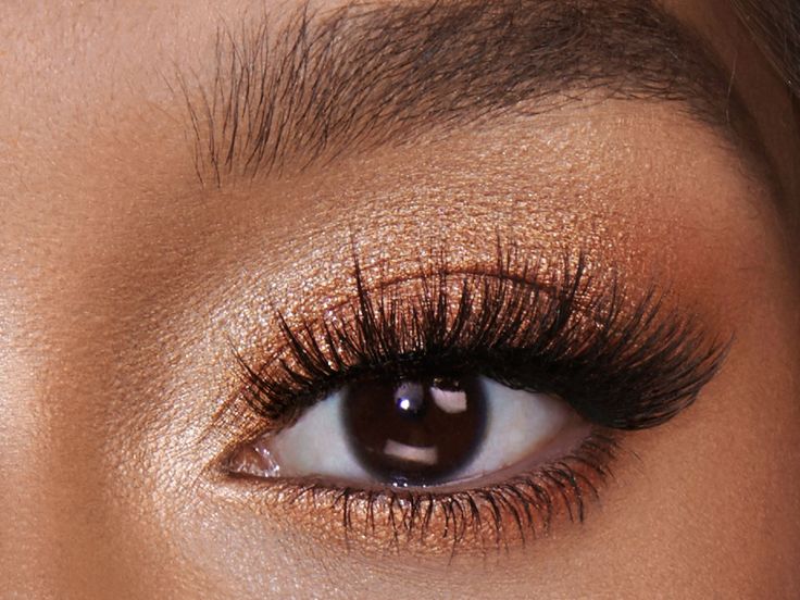 Simple Copper Eye Makeup, Night Eyeshadow Looks, Copper Eyeshadow Looks, Date Night Makeup Looks, Night Makeup Looks, Simple Eyeshadow Looks, Gold Eyeshadow Looks, Copper Eye Makeup, Copper Eyeshadow