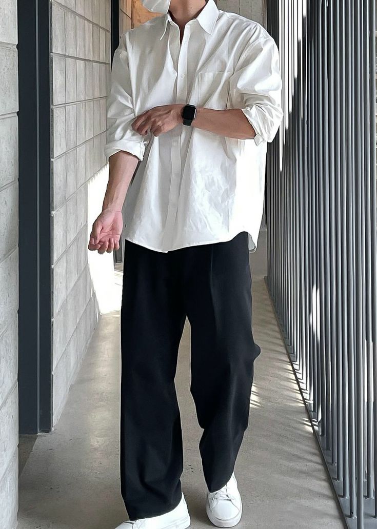 Minimalist Guy Outfits, Work Core Fashion Men, Comfortable Outfits Men, Casual Outfits Male, Korean Boy Outfit, Mens Korean Fashion, Men Minimalist Fashion, Korean Street Fashion Men, Guys Fashion Casual