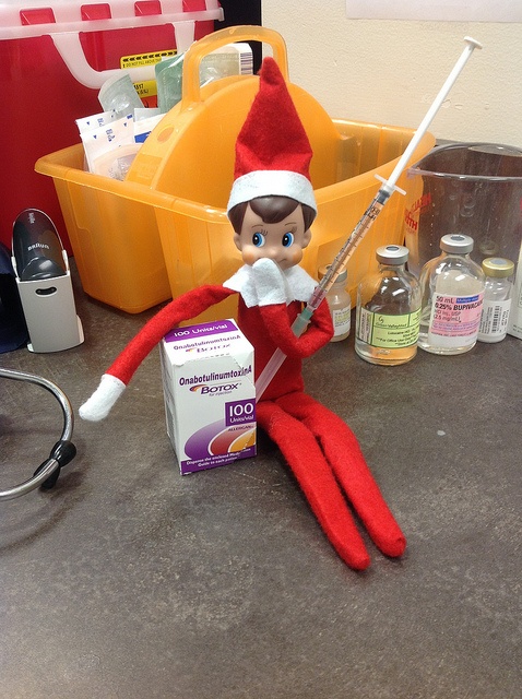 Elf On The Shelf Clinic Ideas, Cosmetic Nursing, Botox Funny, Christmas Elf Names, Hospital Christmas, Aesthetic Nursing, Boutique Aesthetic, Paper Napkin Folding, Bad Elf