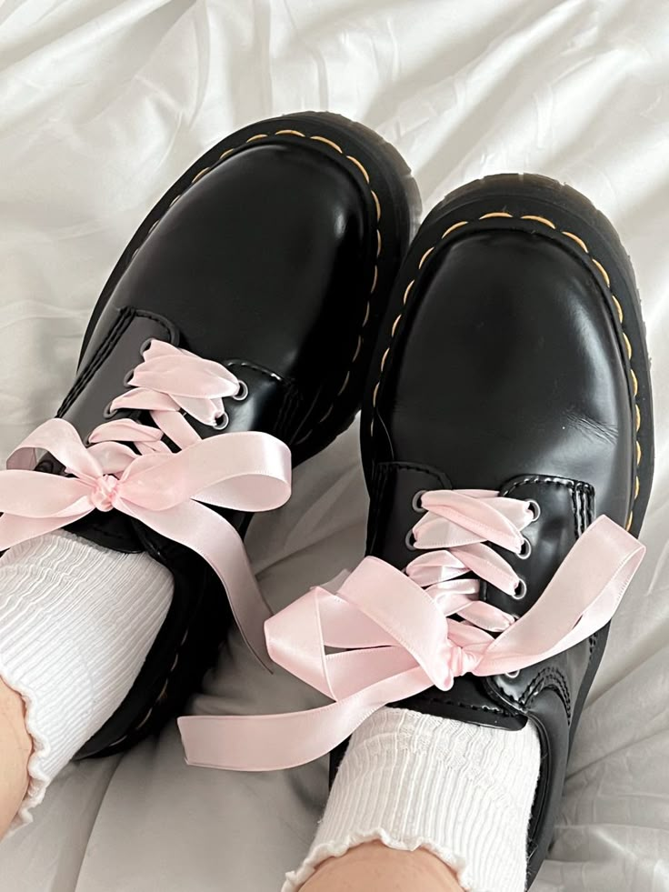 Doc Martens With Ribbons, Bows On Shoes, Ribbon Tights Outfit, Coquette Doc Martens, Ribbon Doc Martens, Docs With Ribbon Laces, Doc Marten Ribbon Laces, Doc Martens With Ribbon Laces, Shoes With Ribbon Laces