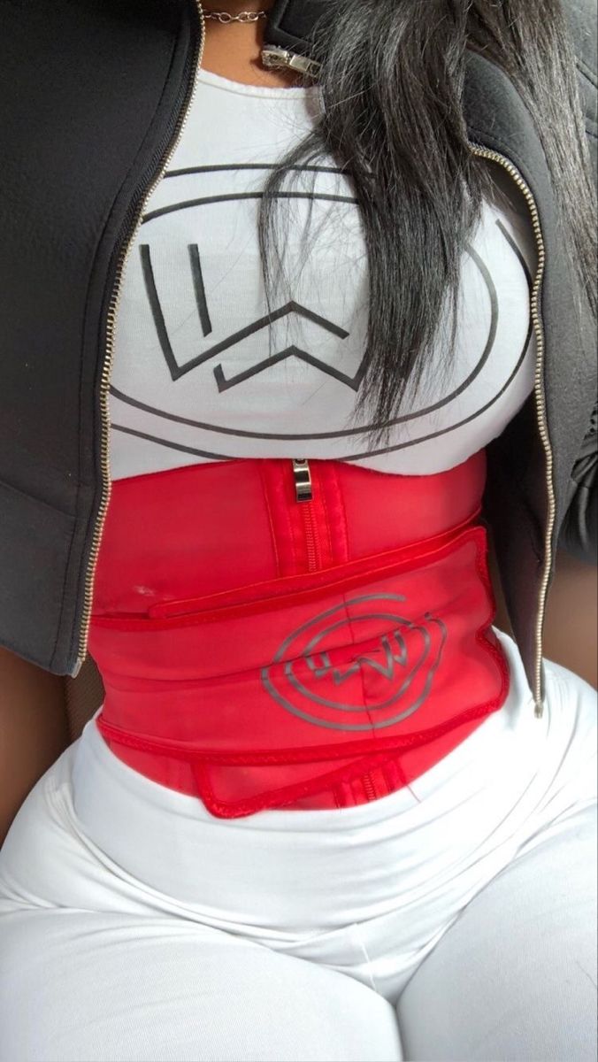 Baddie Lifestyle, Gym Waist Trainer, Mom Aesthetic, Trainers Outfit, Gymwear Outfits, Baddie Aesthetic, Rich Girl Lifestyle, Pretty Females, Future Lifestyle