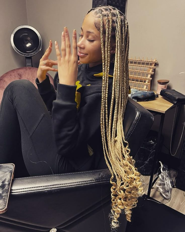 Blonde Knotless Braids, Blonde Knotless, Braided Hairstyles For Black Women Cornrows, Vacation Hairstyles, Beautiful Black Hair, Big Box Braids Hairstyles, Feed In Braids Hairstyles, Goddess Braids Hairstyles, Blonde Braids