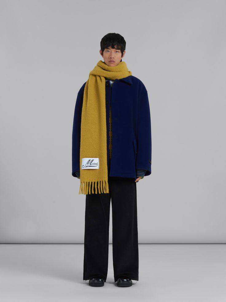 Brushed alpaca scarf. Solid colour. Fringed edges. Italics Marni logo label in satin. Man Scarf, Men Scarf, Alpaca Scarf, Yellow Scarf, Mens Fashion Streetwear, Fringe Scarf, Logo Label, Mens Scarves, Scarf Men