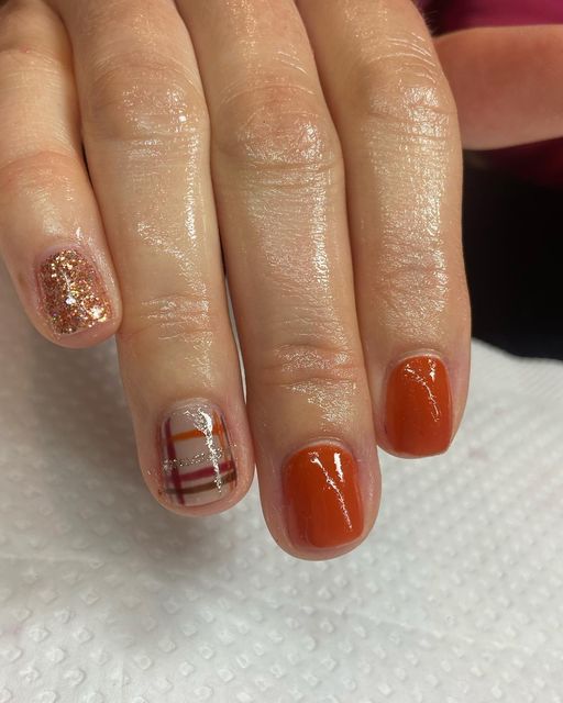 OHIO | Luminary + Nail Art on Instagram: "This burnt orange is giving all the vibes we need. 🍁🍁🍁🍁🍁🍁🍁🍁 “It’s a piazza cake” from @opi @opi_professionals “Desert Spice” from @dndgel #fallnails #opi #opigelcolor #nails #gelnails #nailsofinstagram #nailsoftheday #nailart #ohionails #cantonohio #ohiosalons #glitternails" Dnd Burnt Orange Gel Polish, Orange Gel Polish, Orange Nail Polish, Dnd Gel Polish, Opi Nail Polish, Opi Nails, Fall Nails, Glitter Nails, Burnt Orange