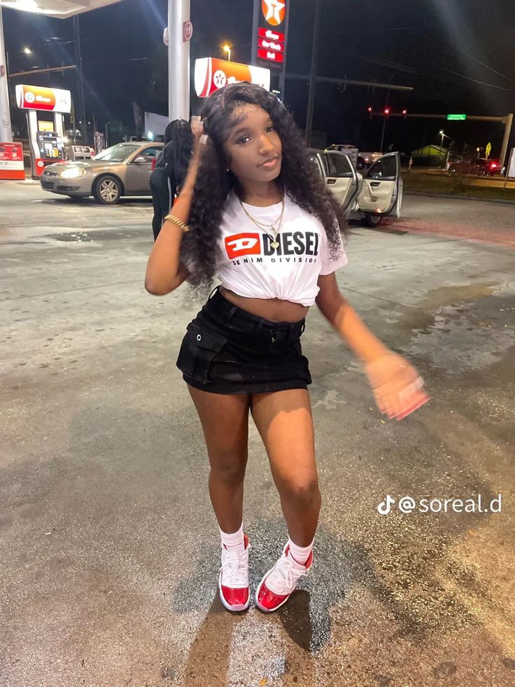 Cherry 11s Outfit Black Women, Cherry 12s Outfit, Cherry 11s Outfit Ideas, Cherry 11s Outfit, 11s Outfit, Outfit Ideas With Jordans, Outfit Ideas Baddie, Cherry 11s, 16 Outfits