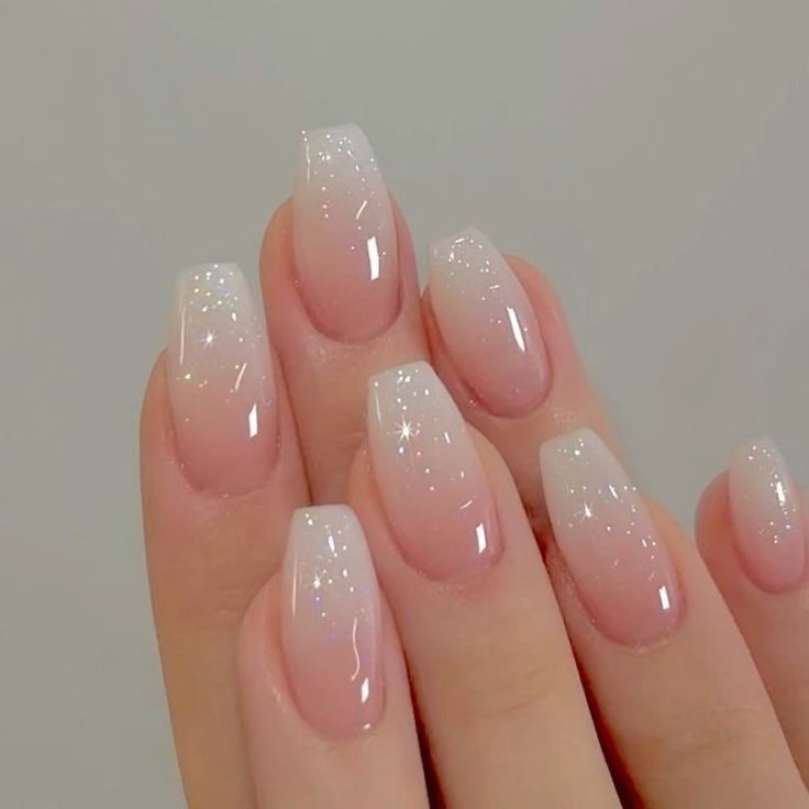 White To Glitter Ombre Nails, Ombre White Glitter Nails, White Ombre Nails With Sparkle, Sparkly White Ombre Nails, Ombre French Manicure With Glitter, White Glitter Ombre Nails, Shimmer French Tip Nails, Sparkle Ombré Nails, Ombre Sparkle Nails