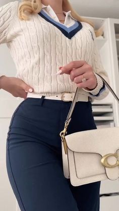 #fashion, #style, #outfitinspiration, #beauty #beauty, Old Money Outfit, Money Outfit, Old Money Style, Classy Work Outfits, Stylish Work Outfits, Looks Chic, Professional Outfits, Classic Outfits, Business Casual Outfits