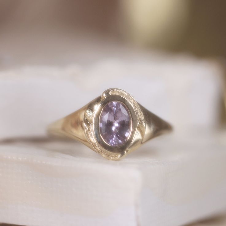 Stone Frame, Purple Stone Rings, Ring Purple, Purple Sapphire, Purple Stones, Bling Rings, Recycled Gold, Natural Sapphire, Flower Ring