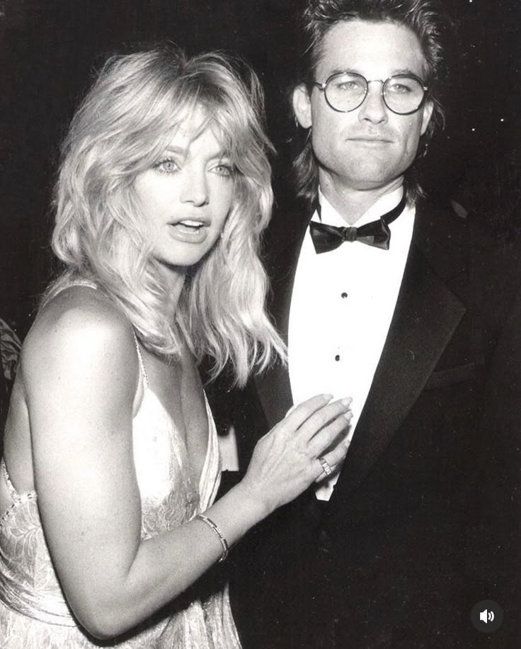 Kurt Russell Goldie Hawn, Goldie Hawn Hair, Goldie Hawn Kurt Russell, College Hairstyles, Strawberry Hair, Kurt Russell, Female Inspiration, 80s Hair, Goldie Hawn