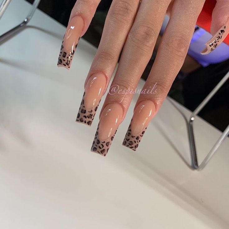 Nails Grunge, Fall Nail Design, Cheetah Print Nails, Leopard Print Nails, Nail Design Inspiration, Simple Acrylic Nails, French Tip Acrylic Nails, French Acrylic Nails, Leopard Nails