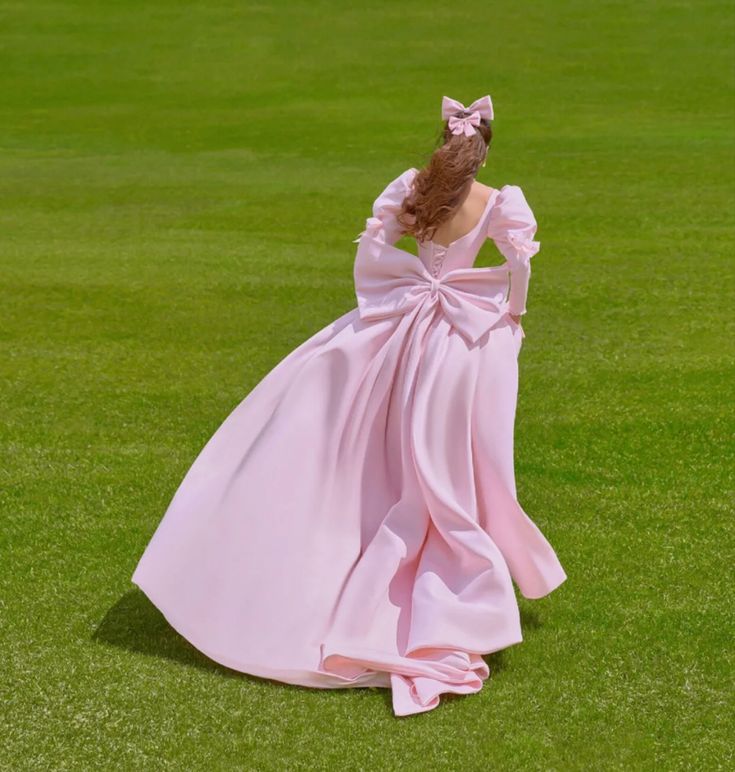 Pink Princess Gown Aesthetic, Satin Long Prom Dress, Satin Sleeves, Pretty Prom Dresses, Fairy Dress, Glam Dresses, Pink Princess, Long Prom Dress, Prom Party Dresses