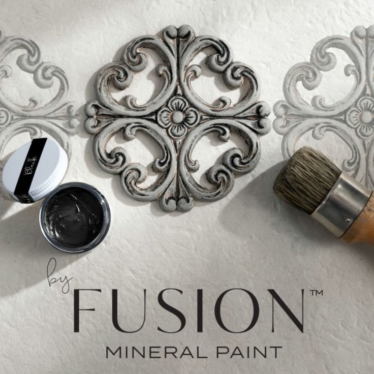 the logo for fuson mineral paint is shown next to some brushes and other items