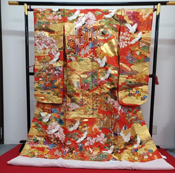 ☆ This is a very gorgeous Uchikake. This is the highest rank of Japanese kimono, so it is recommended as a gift. The gorgeous patterns and embroidery can be used as a decoration for Japanese room interior ☆ Length: 186 cm Sleeve: 66 cm Material: Pure Silk Condition:Please see photos. Thank you for visiting my page. My store owns a lot of unique items that you won't see in other stores. You won't regret it! Please see photos for details. If you have any questions, feel free to ask me. Japanese Costume, Japanese Room, Kimono Design, Luxurious Wedding, Japanese Kimono, Packing Material, Traditional Japanese, Unique Items, Kimonos