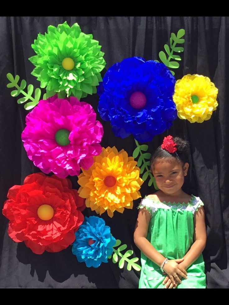 This is a vibrant paper flower set for a backdrop dessert table,wall decor for any event, This set is perfect for fiesta/Mexican themed party. **PLEASE ALLOW 10 business days for production.** 7 Crepe paper flowers and 4 Leaves  3 Large        14 inches  2 Medium   11 inches 2 small         8 inches  Colors- green,blue,yellow,hot pink,red,orange,light blue  leaves are made of cardstock. *FLOWERS WILL BE SHIPPED CLOSE*  Flowers comes fully assembled.  To bloom you must carefully pull up each petal and fluff it to desire height.  *MUST BE REALLY CAREFUL WHEN BLOOMING FLOWER *KEEP AWAY FROM DIRECT SUNLIGHT TO AVOID COLOR FROM FADING* For custom orders please allow 10 business days. Mexican Tissue Paper Flowers, Mexican Paper Flowers, Paper Flowers Backdrop, Festa Moana Baby, Flowers Backdrop, Mexican Birthday Parties, Flower Backdrop Wedding, Mexican Fiesta Party, Fiesta Birthday Party