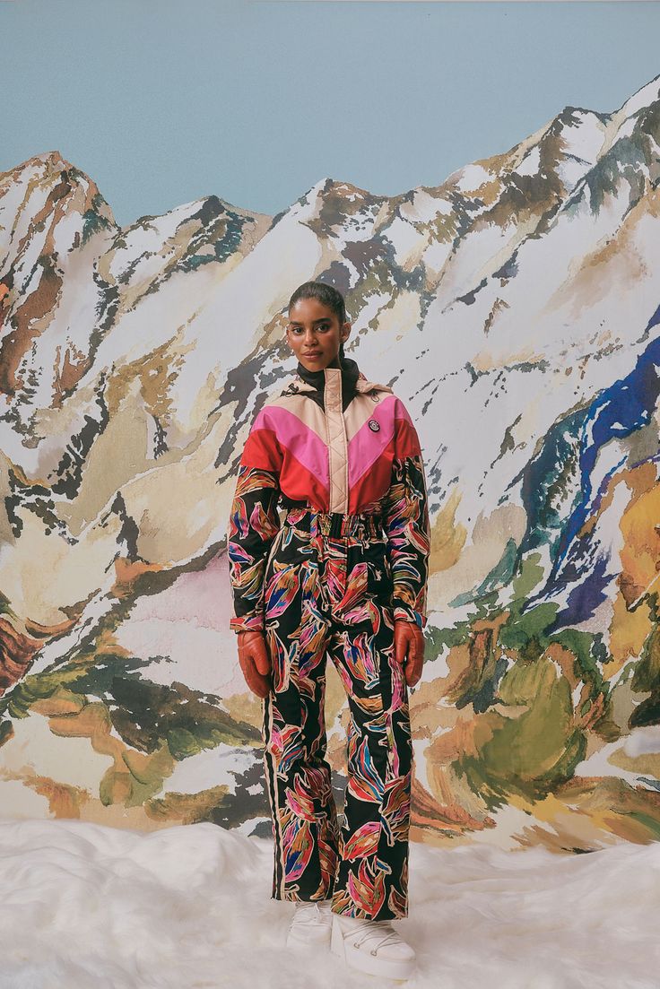 Bright prints, cozy fits, and all the vibrant energy you need to bring a tropical vibe to the winter wonderland. Get ready to turn heads on and off the mountain! Brazilian Clothes, Bright Prints, Vibrant Energy, Cozy Fits, Tropical Vibes, Farm Rio, Ski Wear, The Winter, Winter Wonderland