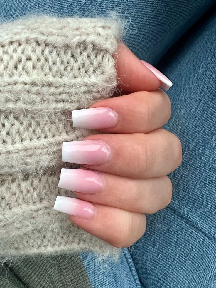 Medium Nails Ombre, Ombre Nail Square, Coffin Acrylic Nails Pink And White, Medium Coffin Shape Nails Ombre, Medium Square Ombre Nails, Coffin Nails One Color, Short Square Acrylic Nails Pink And White Ombre, White French Tip Nails Ombre, Pink And White Umbra Nails