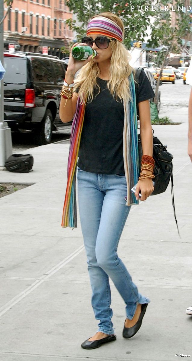 Nicole Richie Style... Hippie Style... Hippie Chic Lux Boho, Surfer Outfit, Nicole Richie Style, Style Hippie Chic, Vacation Clothing, Boho Fits, Fashion 1940s, Boho Chic Outfits, Nicole Richie