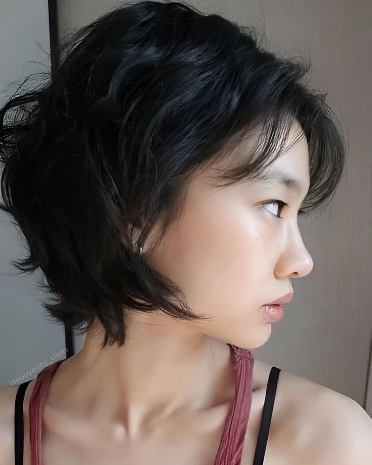 hoyeon icons hoooooyeony lq images squid game sagaward hoyeon jung saebyeok Short Hair Icon, Hoyeon Icons, Hoyeon Jung, Short Hair Tomboy, Really Short Hair, Hair Inspiration Short, Hair Icon, Shot Hair Styles, 짧은 머리