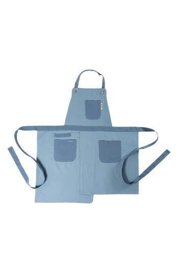 an apron with two pockets on the front and one pocket on the back, in light blue