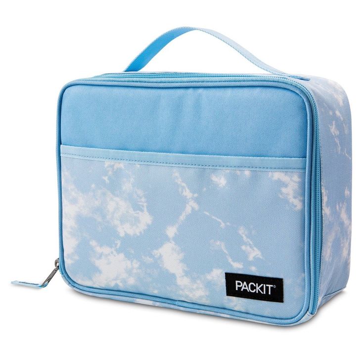 PackIt's fully Freezable Lunch Box is the only lunch box with built-in cooling that chills food and drinks for hours. The secret is PackIt's groundbreaking technology: a freezable non-toxic gel liner is integrated into the walls of the lunch box. The design eliminates the need for separate ice packs or gel packs! To use, simply flatten the lunch box and place it in the freezer overnight (12 hours for optimal results). In the morning, the walls of the lunch box will be completely frozen and ready Freezer Packs, Cooler Food, Sack Lunch, Lunch Box Set, Deli Meats, Ice Packs, Lunch Box Notes, Gel Pack, Feeding Kids