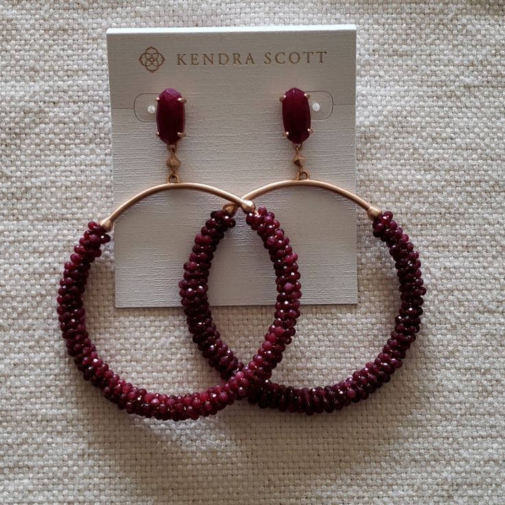 Rose Gold Burgundy/Purple-Ish Beads And Stones Nwot Jewelry Kendra Scott, Kendra Scott Earrings, Kendra Scott Jewelry, Kendra Scott, Color Purple, Jewelry Earrings, Rose Gold, Women Jewelry, Beads