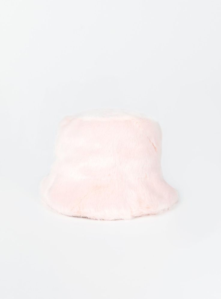 Bucket hat   100% polyester  Faux fur material   Soft brim   OSFM Fluffy Hat, Pink Bucket Hat, Faux Fur Material, Studio Shoot, Bucket Hats, Pink Princess, Winter Accessories, Princess Polly, Sales Gifts