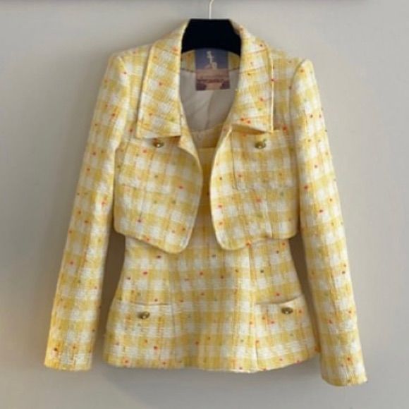 New And Never Worn Size S Jacket (Can Be Sold Separately For $150) Size S Top (Can Be Sold Separately For ($100) Please Send Message Before Purchasing. Yellow Tweed Blazer Outfit, Cher Clueless Yellow Outfit, Yellow Chanel Jacket, Vintage Yellow Formal Blazer, 90s Chanel Tweed Set, Tweed Fashion, Romper Suit, Ralph Lauren Style, Yellow Plaid